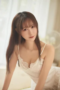 Elegant Japanese Style Nightgown Collection Featuring Model Hanyu Mimi – Aesthetic Indoor Photography and Cozy Loungewear Inspiration for a Soft Minimalist Lifestyle-29