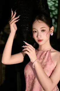 Captivating Asian Beauty Elegant Vietnamese Woman in Graceful Pink Attire-4