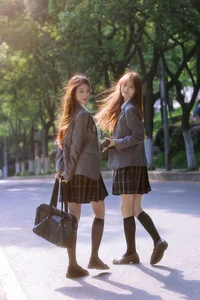 Ethereal Winter Portrait Photography: YiTuYu Art Language Vol.9141 Featuring Model Ci Yun Jing in a Frosty Landscape-8