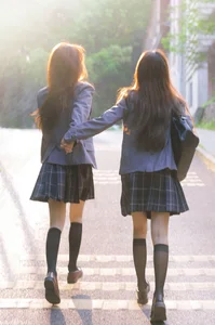 Ethereal Winter Portrait Photography: YiTuYu Art Language Vol.9141 Featuring Model Ci Yun Jing in a Frosty Landscape-14