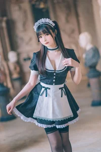 Stunning Shimos Maid Collection Part02 Featuring Coser Shimo: Aesthetic Maid Cosplay Photography and Elegant Portrait Inspiration for Fans and Creators-15