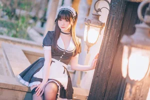 Stunning Shimos Maid Collection Part02 Featuring Coser Shimo: Aesthetic Maid Cosplay Photography and Elegant Portrait Inspiration for Fans and Creators-32