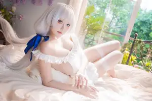 Coser Gua Xi Jiang as Illustrious Azur Lane: Graceful and Alluring Beauty-10