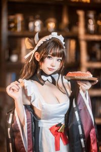Coser Qiqi Nanako: Adorable Cow Maid Cosplay Captivates Fans-10
