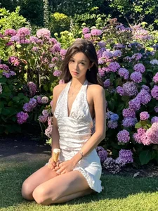 Radiant summer elegance and feminine style inspiration-5