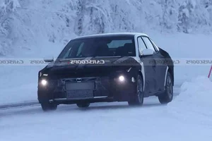 First Look: The Bold and Futuristic 2027 Hyundai Elantra Redesign – A New Era for Modern Sedans and Innovative Automotive Design-1