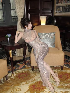 Classic Elegance: Yin Tian Tian Sunny in XiuRen No.10802 Shanghai Sessions-25