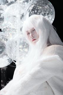 YiTuYu Art Language Vol.8306: Winter Fairy Cosplay-12