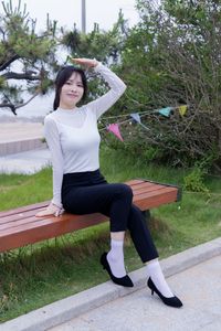 Chiness Model No.2337 Xiao Jiu: High Heels, White Socks, Elegant Style-4