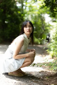 Stunning Mariya Nagao FRIDAY Digital Photo Book Roka Vol.1 - Elegant Japanese Model Photography Collection and Aesthetic Lifestyle Portraits-1