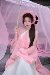 Graceful Vietnamese Beauty: A Modern Traditional Muse in a Serene Setting-12