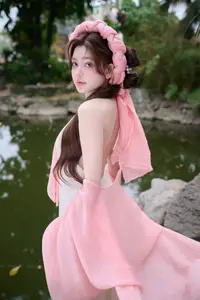 Graceful Vietnamese Beauty: A Modern Traditional Muse in a Serene Setting-0