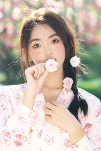 Ethereal Spring Portrait Photography: Yi Ming Amidst Blooming Double Cherry Blossoms - Art Language Vol.9339 Collection-7