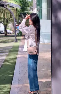 Midu's Ageless Charm: White Shirt Style Makes Her Look Like a Schoolgirl at 35-12