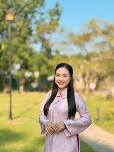 Radiant Grace: The Timeless Beauty of Pink Ao Dai-0