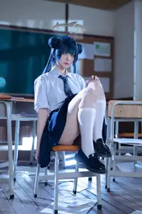 Captivating Blue Archive Misaki JK Cosplay by Coser@屿鱼 – Mystical School Uniform Charm-7