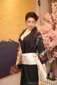 Su Yi Nuo No.10627: Captivating Traditional Grace in a Seductive Black Kimono-24