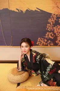 Su Yi Nuo No.10627: Captivating Traditional Grace in a Seductive Black Kimono-34