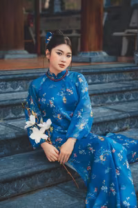 VGU No.129: Discover the Elegant Ao Dai Beauty of a Vietnamese Girl Captivating Graceful Smile-8