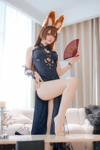 Ethereal Grace: Amagi's Evening Gown Cosplay by Yu Yu - An Azur Lane Masterpiece-36