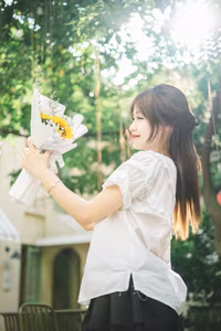 XVG No.22: Discover the Fresh Beauty and Radiant Smile of a Vietnamese Girl-0