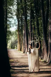 Qing Qing's Ethereal Dance in Enchanted Forest | YiTuYu Art Language Vol.8786-16