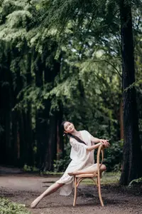 Qing Qing's Ethereal Dance in Enchanted Forest | YiTuYu Art Language Vol.8786-6