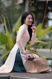 Captivating Grace: Vietnamese Girl in Traditional Ao Dai Beauty 1000025136-7