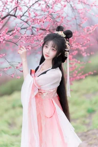 A Floral Dreamscape: YiTuYu Vol.8854 Qi Luo Sheng De Xiao Su Su in Hanfu-4