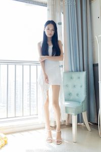 BoBoSocks Chinese Model No.551: Elegant Charm in Light Dress and High Heels-14