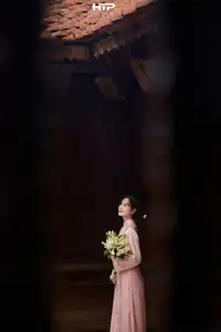 VGU No.194 Ao Dai: Timeless Vietnamese Elegance & Grace in Golden Hour 1000024567-7