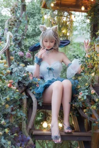 Dreamy Aesthetic: Coser Nnian as in an Enchanted Garden-18