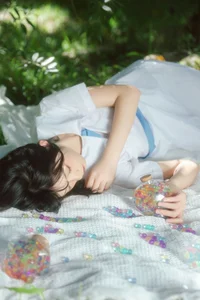 Dreamy Summer Aesthetic: Bu Chi Ban Fan in YiTuYu Art Language Vol.9367 - Elegant High-Quality Portrait Photography Collection-13