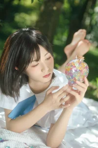 Dreamy Summer Aesthetic: Bu Chi Ban Fan in YiTuYu Art Language Vol.9367 - Elegant High-Quality Portrait Photography Collection-7