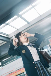 Urban Subway Portrait Photography: YiTuYu Art Language Vol.9127 Featuring Qi Qi in a Cinematic Metro Setting-11