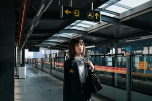 Urban Subway Portrait Photography: YiTuYu Art Language Vol.9127 Featuring Qi Qi in a Cinematic Metro Setting-12