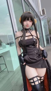 Stunning Yor Forger Cosplay by Angel Chan: Elegant Thorn Princess Spy x Family High-Quality Photography Collection (53P)-3