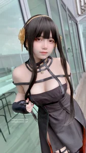 Stunning Yor Forger Cosplay by Angel Chan: Elegant Thorn Princess Spy x Family High-Quality Photography Collection (53P)-8