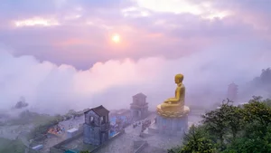 Ultimate Travel Guide to Yen Tu Mountain: Exploring the Spiritual Buddhist Capital of Vietnam with Ancient Pagodas and Scenic Hiking Trails-9
