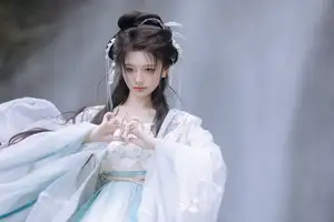 YiTuYu Vol.8709: Chi Yan Zai Zhe Li - Ethereal Beauty of a Wuxia Legend-10