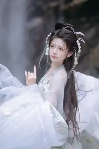 YiTuYu Vol.8709: Chi Yan Zai Zhe Li - Ethereal Beauty of a Wuxia Legend-9