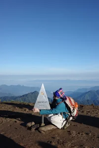 Conquering Ta Chi Nhu Summit: An Emotional Journey Above the Clouds-0