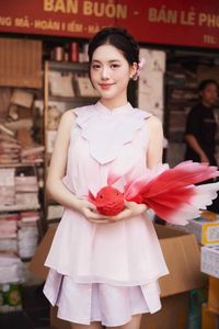 Traditional Vietnamese Mid-Autumn Festival: Girl amidst Vibrant Cultural Colors-6