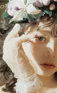 Elegant Portrait Art: YiTuYu Art Language Vol.9390 Featuring Model Bei Bei Bu Shui Jiao – Sophisticated and Gentle Aesthetic Photography Collection.-6