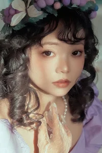 Elegant Portrait Art: YiTuYu Art Language Vol.9390 Featuring Model Bei Bei Bu Shui Jiao – Sophisticated and Gentle Aesthetic Photography Collection.-10