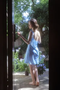 Radiant Summer Portraits: YiTuYu Art Language Vol.9384 Featuring Bu Shi Jiang Zi in Sun-Drenched Blue Snowflake Aesthetic-20