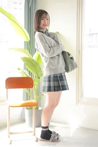 Maki Chiba's Ethereal Charm: A Visual Journey Through LOVEPOP Photoset 04-31