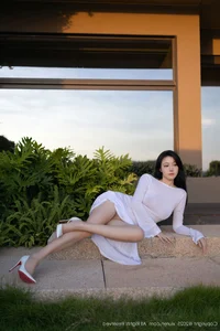 Ethereal Outdoor Portrait of Anran in Delicate White Lace Lingerie – XiuRen Collection No.10747 Beautiful Asian Model Photography-16