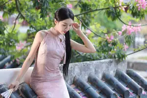 Elegant Chu Yin Asian Beauty in Qipao YiTuYu Art Language Vol.8675-2
