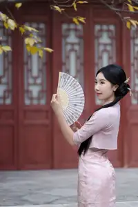 Elegant Chu Yin Asian Beauty in Qipao YiTuYu Art Language Vol.8675-1